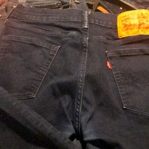 Mens Levi 514 30/32 still in great condition zipper fly